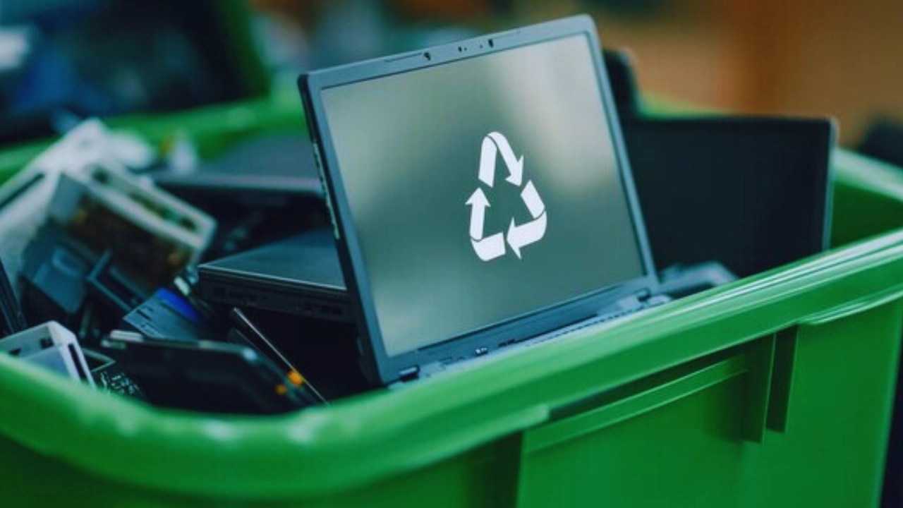 Discard Old Laptops 